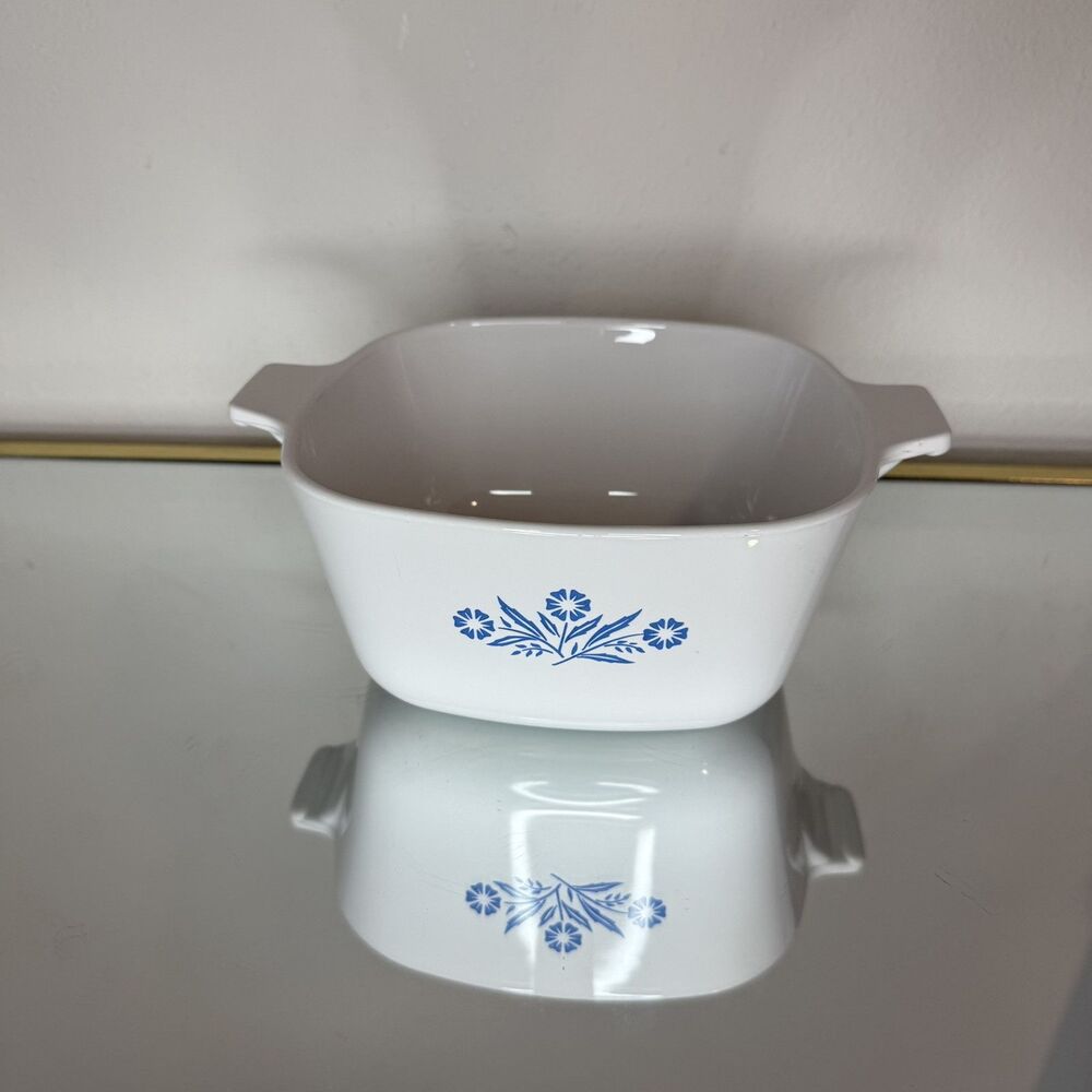 Vintage Corning Ware Blue Cornflower P-1 3/4-B 1 3/4Qt Casserole Dish NO LID